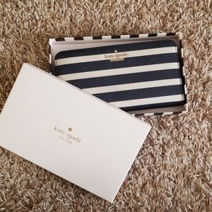 NEW IN BOX Kate Spade Wallet